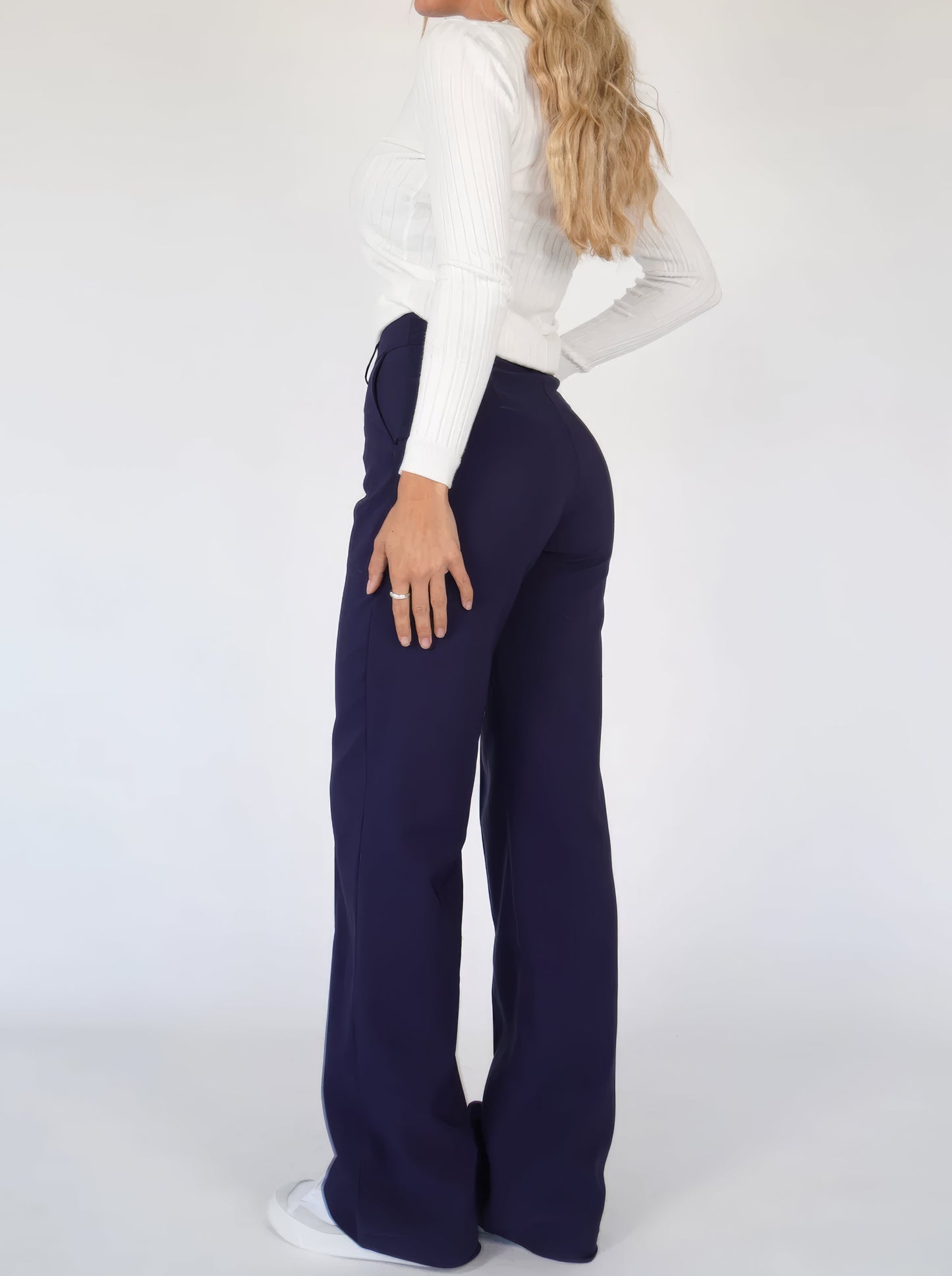 Lena - Casual Wide-Leg Trousers